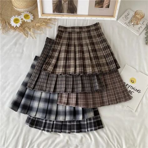 Aesthetic Plaid, Preppy Mode, Empire Design, Plaid Pleated Mini Skirt, Womens Pleated Skirt, Skirt Y2k, Plaid Pleated Skirt, Y2k Clothing, A Line Shorts