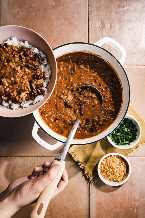 Chili being served over steamed rice Hawaiian Style Chili, Hawaii Local Food Recipes, Zippys Chili Recipe Hawaii, Local Hawaiian Food Recipes, Hawaiian Chilli, Hawaiian Recipes Traditional, Hawaii Food Recipes, Hawaiian Chili Recipe, Hawaii Dishes