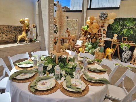 Safari Theme Tablescape, Safari Theme Table Decor, Mickey Safari Centerpieces, Safari Table Centerpieces, Safari Table Setting, Safari Baby Shower Centerpieces, Safari Baby Party, Lion Baby Shower Theme, Safari Christmas