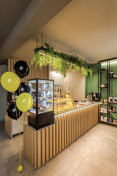 Pancake Shop Interior, Restaurant Design Rustic, Juice Bar Design, Home Bar Ideas, Modern Interior Door, Bakery Design Interior, Coffee Shop Interior Design, Cafe Shop Design, Desain Lanskap