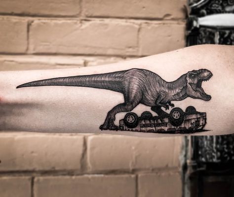 Jurassic Park Sleeve Tattoo, Jurassic Park Tattoo Ideas, T Rex Tattoo Design, Jurassic Tattoo, Jurassic Park Tattoos, Jurrasic Park Tattoo, Rex Tattoo, Jurassic Park Tattoo, T Rex Tattoo