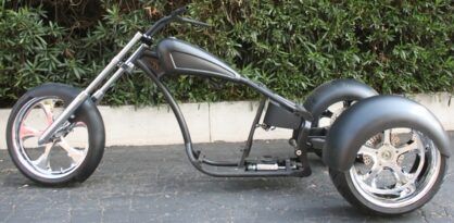 Bicycle Planter Ideas, Custom Trikes For Sale, Trike Harley, Trike Motorcycles, Trike Chopper, Bicycle Planter, Vw Trike, Bike Chopper, Trike Kits