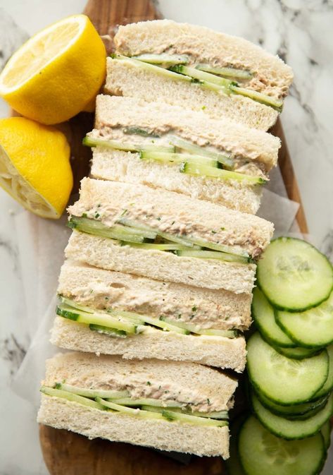 Mini Tuna Sandwiches, Tuna Sandwich Recipe, English Party, Cucumber Tuna, Tuna Cucumber, Tuna Sandwich Recipes, Cucumber Sandwiches Recipes, How To Make Tuna, Tuna Tacos