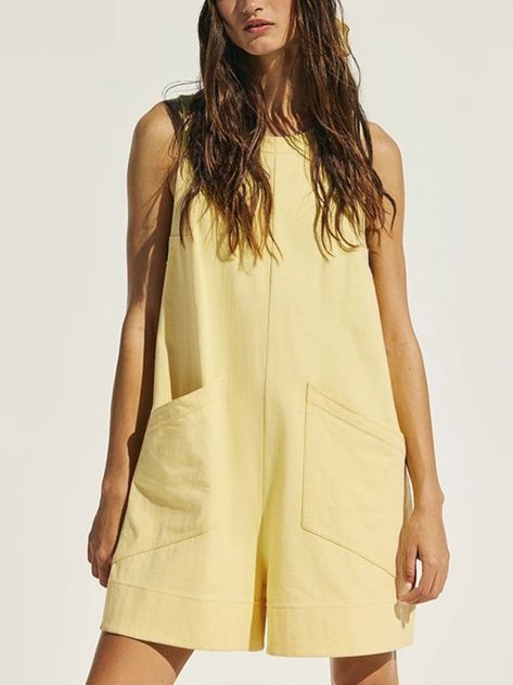 Sunny Day Yellow Shift Romper - Playsuit for Summer Picnics > Shop Now > https://chuzko.com/products/sunny-day-yellow-shift-romper-playsuit-for-summer-picnics > Nature-inspired fashion that speaks to your soul. 🌿 #EarthyVibes #FashionTrends #Rompers Size 12 Outfits, Open Back Jumpsuit, Dirndl Outfit, Bandeau Tops, Rock Outfit, Chic Pattern, Mini Robes, Casual Vest, Weave Style