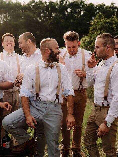 Groom Outfit Suspenders, Boho Groom, Wedding Groomsmen Attire, Wedding Hawaii, Wedding Bohemian, Suspenders Wedding, Groom Wedding Attire, Groomsmen Outfits, Boho Chique