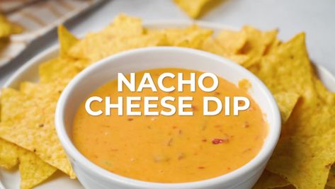 Easy Velveeta Nacho Cheese Dip Velveeta Nacho Cheese, Easy Nacho Cheese, Nacho Cheese Sauce Recipe, Homemade Nacho Cheese, Nacho Cheese Dip, Homemade Nacho Cheese Sauce, Nachos Cheese Dip, Easy Nachos, Homemade Nachos