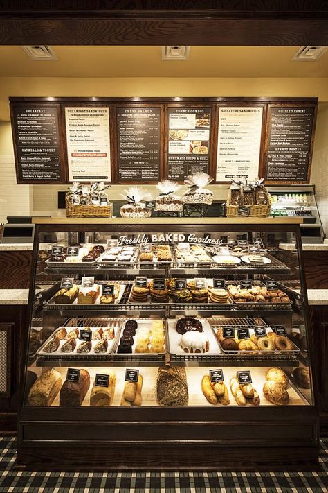 Belle vitrine ! Corner Bakery, Pastry Display, Bakery Shop Design, Bakery Store, Bakery Interior, Bakery Design Interior, Bakery Kitchen, Bakery Decor, Cafe Bakery