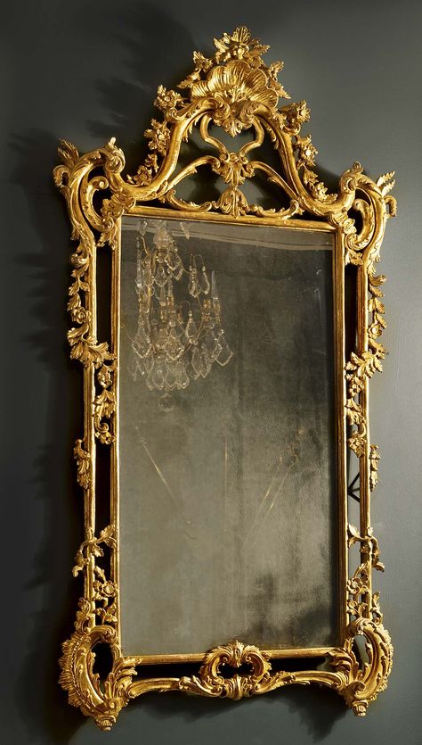 Antique English Rococo Gilded Mirror Classic Mirrors, Antique Mirror Aesthetic, Ornate Mirrors, Antique Mirrors, Antique Frame, Antique Gold Mirror Aesthetic, Ornate Gold Mirror, Antique Dresser With Mirror, French Antique Mirror