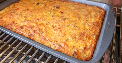 Smoker Breakfast Casserole, Breakfast On Smoker, Breakfast Smoker Recipes, Smoked Breakfast Casserole, Smoked Breakfast Recipes, Casserole On The Grill, Sausage Egg Cheese Casserole, Egg Cheese Casserole, Breakfast Casserole With Sausage