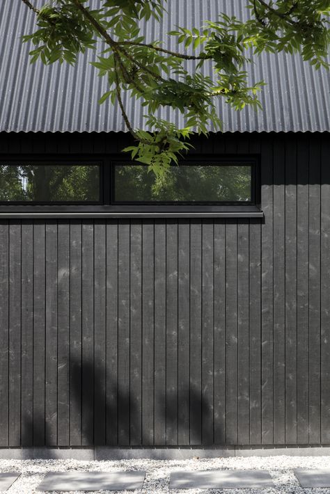 Gallery of Barnhouse V / Wenink Holtkamp Architecten - 1 Barn Office, Wooden Cladding, Timber Cabin, Black Houses, Wooden Facade, Building Layout, Wooden Barn, Window Projects, Black Barn