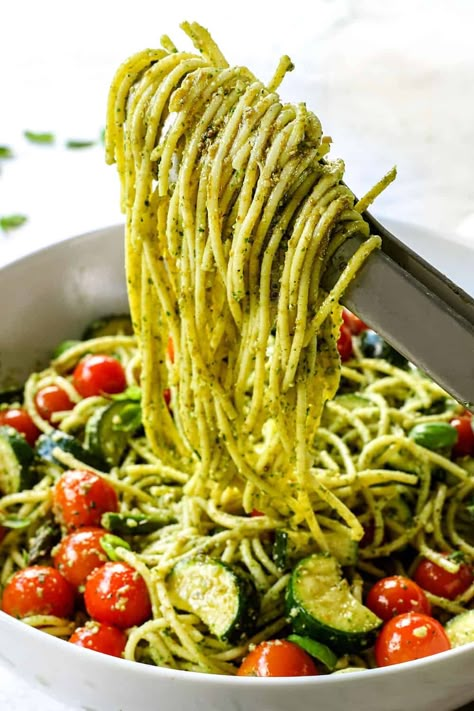 Spaghetti With Pesto Sauce Recipe, Pesto Pasta And Veggies, Pasta Recipes With Pesto Sauce, Pesto Olive Oil Pasta, Roasted Tomato Pesto Pasta, Pesto Pasta Tomato, Vegetarian Pesto Pasta Recipes, Pesto Pistacchio Pasta, Pesto Fusilli Pasta