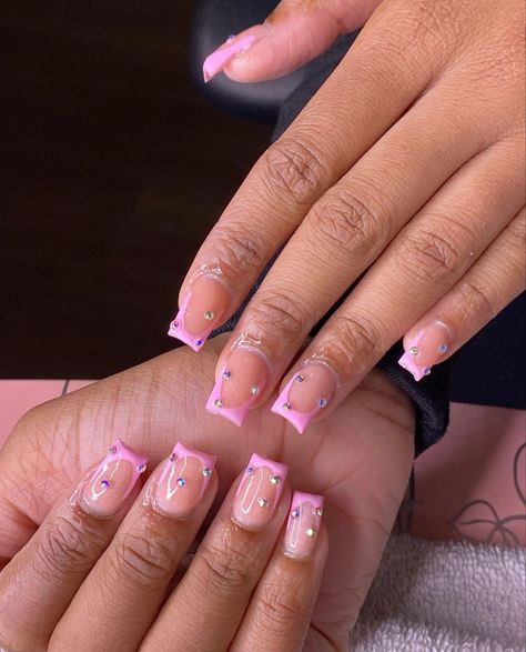 Pink And White French Tip Nails With Rhinestones, Birthday Nails Coffin Short, Cute Short Nail Sets Pink, Short Nails Birthday, Short Frenchies, Baddie Lifestyle, Neutral Nails Acrylic, Short Pink Nails, Pink Tip Nails