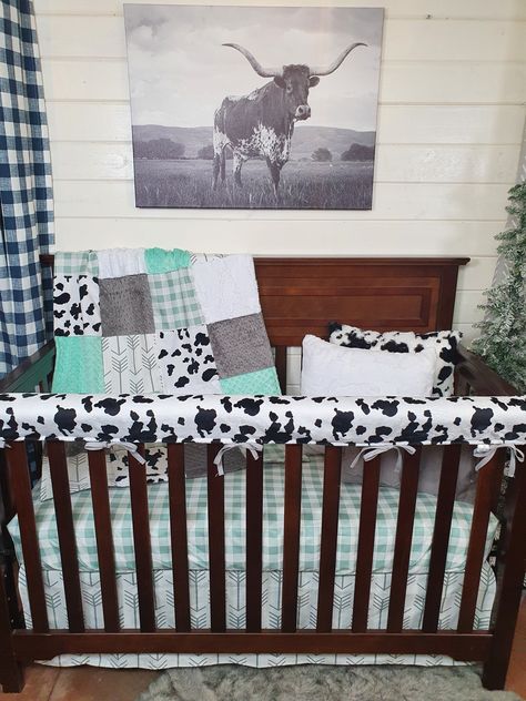 Neutral Crib Bedding, Farmhouse Style Bedding, Cow Nursery, Neutral Crib, Baby Room Neutral, Baby Room Themes, Farm Nursery, Rustic Nursery, Baby Crib Bedding