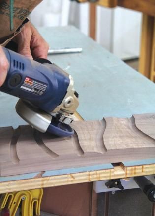 Top 10 Power Carving Tips Power Carving, Canadian Woodworking, Sanding Wood, Simple Woodworking Plans, Woodworking Box, Woodworking Books, Woodworking Joints, Woodworking Table, Learn Woodworking