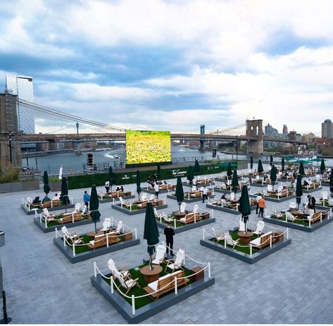 Pier 17 New York, New York Rooftop, Resort Ideas, Outdoor Movies, Rooftop Dining, New York Central Railroad, City Maps Design, Al Fresco Dinner, Food Park