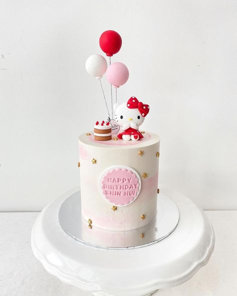 Hello Kitty Birthday Party Ideas Cake, Hello Kitty Cake Design, Hello Kitty Fondant, Tort Hello Kitty, Bolo Da Hello Kitty, Bolo Hello Kitty, Kitty Birthday Cake, Hello Kitty Theme Party, Hello Kitty Birthday Cake