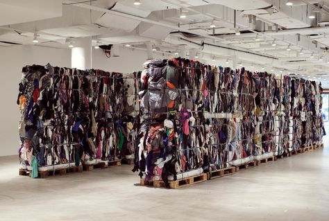 Maja Weiss Installation Fashion Installation, Recycle Logo, Eco Art, Changchun, Textile Waste, Recycled Clothing, Paris Couture, Sustainable Art, Fashion Week 2016