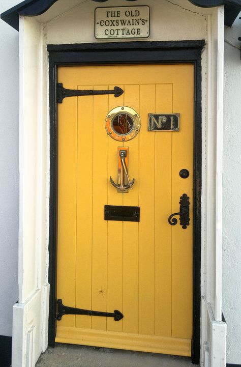 Kule Ting, Yellow Front Doors, Porthole Window, Yellow Door, Yellow Doors, Unique Doors, Beautiful Doors, Screen Door, Door Knockers