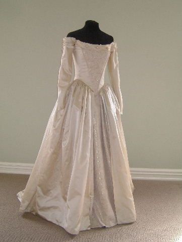 1700s wedding dresses 1300s Wedding Dress, 1830 Wedding Dress, Rennaisance Wedding Gown, 1700s Wedding Dress, Wedding Dress 18th Century, Historical Wedding Dress, 18th Century Wedding Dress, 1600s Dresses, 1700 Dresses