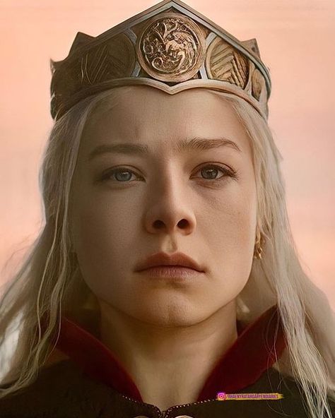 Rhaenyra Targaryen on Instagram: "Queen Rhaenyra of House Targaryen from House of the Dragon: Season 1 - Episode 10 (2022) . . . . . . . . . . . © 2011-2022 Home Box Office, Inc. All the Rights in This Content Belong to Their Respective Owners." Dessin Game Of Thrones, The Black Queen, Queen Rhaenyra, Dragon House, George Rr Martin, Targaryen Art, Septième Art, Targaryen Aesthetic, Gra O Tron