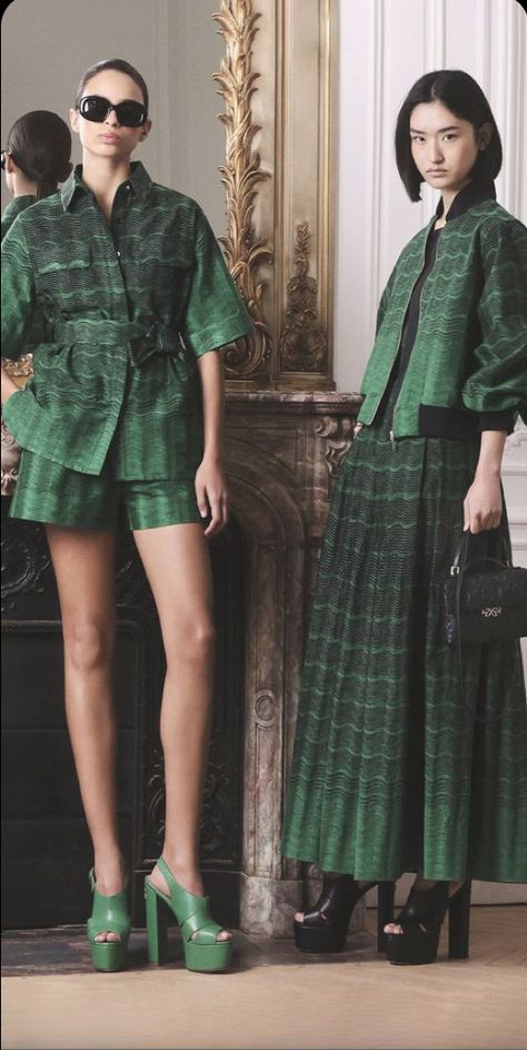 Summer Chic, 가을 패션, Elie Saab, Style Chic, Mode Inspiration, Pre Fall, Womens Fashion Trends, Look Chic, Look Fashion