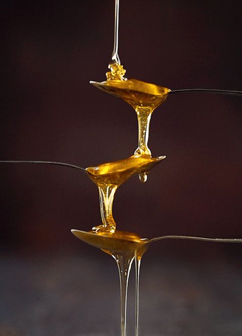 Dripping sweet goodness Spell For Love, Honey Jar Spell, Honey Art, Remedies For Glowing Skin, Honey Photography, Jar Spells, Honey Benefits, Organic Honey, Honey Jar