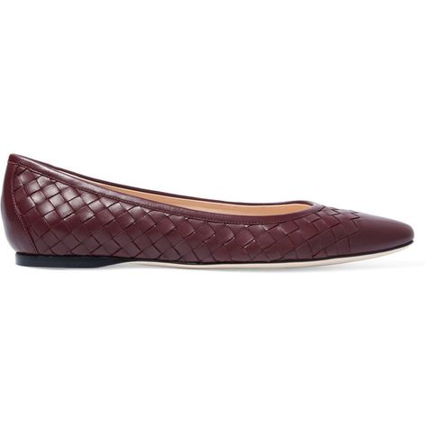 Bottega Veneta Intrecciato leather ballet flats (190 BHD) ❤ liked on Polyvore featuring shoes, flats, slip on shoes, burgundy shoes, leather shoes, ballet pumps and leather slip-on shoes Burgundy Ballet Flats, Burgundy Flats, Leather Ballet Shoes, Burgundy Shoes, Ballerina Pumps, Bottega Veneta Intrecciato, Leather Slip On Shoes, Ballet Pumps, Ballerina Shoes