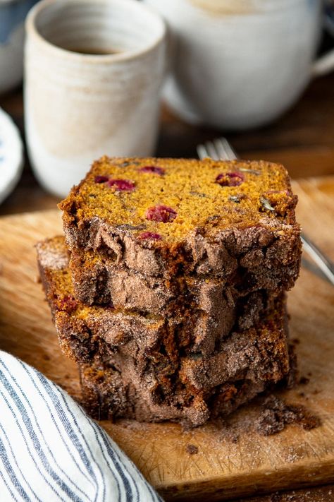 One-Bowl Pumpkin Cranberry Bread - The Seasoned Mom Pumpkin And Cranberry Recipes, Pumpkin Cranberry Bread, Cranberry Bread Recipes, Cranberry Cinnamon, The Seasoned Mom, Pumpkin Pie Mix, Pumpkin Cranberry, Homemade Pumpkin Puree, Ginger Nut