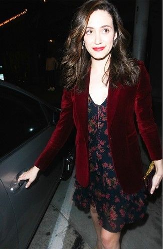 For something on the casual and cool end, consider wearing a burgundy velvet blazer and a navy floral tank dress. Velvet Jacket Outfit, Velvet Blazer Outfit, Burgundy Velvet Blazer, Green Velvet Blazer, Red Velvet Jacket, Burgundy Blazer, Blazer Outfits For Women, Emmy Rossum, Look Formal