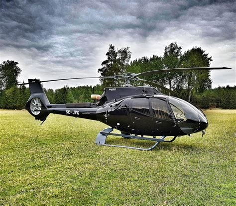 Black Helicopter, Westland Helicopters, Helicopter Private, Best Helicopter, Large Cat Breeds, Luxury Helicopter, Helicopter Plane, Bell Helicopter, Cool Dirt Bikes