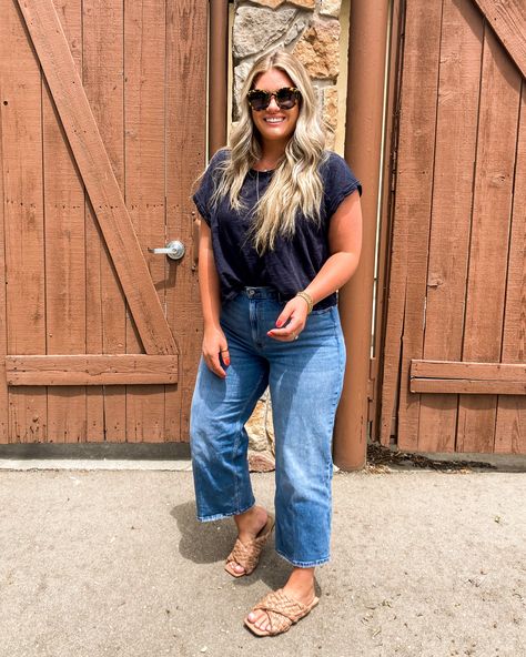 Wide Leg Cropped Jeans Outfit, Cropped Jeans Outfit, Mid Size Outfits, Sushi Lunch, Wide Leg Jeans Outfit, Outfit Ideas Spring, Look Jean, Spring Outfits Dresses, Outfits Dresses