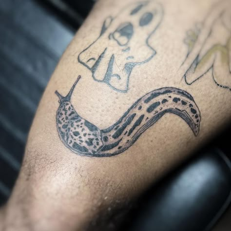 Leopard Slug Tattoo, Leopard Slug, Banana Slug Tattoo, Slug Tattoo, Nc Tattoo, Earthy Tattoos, Bug Tattoo, B Tattoo, Abstract Tattoo