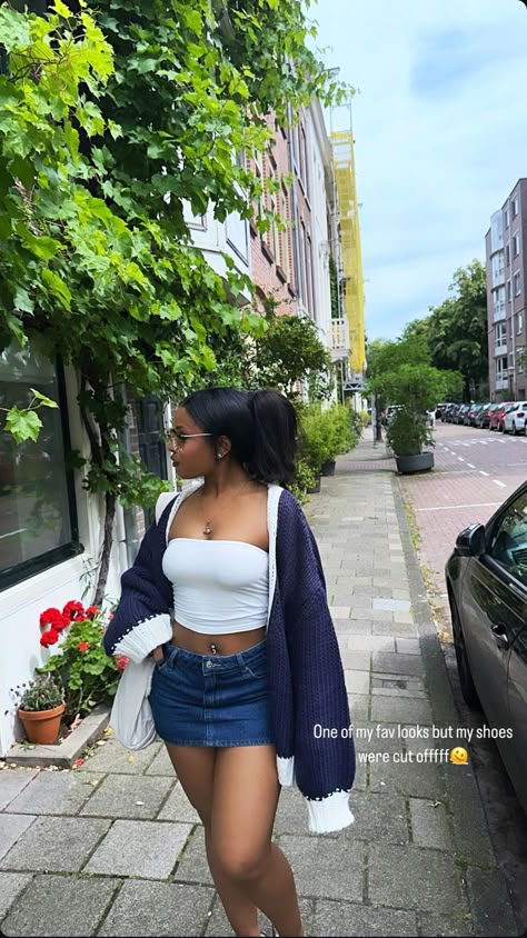 Basic City Outfits, Comfortable Summer Outfits Black Women, It Girl Outfit Black Women Summer, Vacation Outfits Streetwear, Dreamy Casual Outfit, Cute Tube Top Outfits Summer, Cute Summer Outfits Inspo Casual, Cute Simple Outfits Baddie, Outfit For Rectangle Body Shape