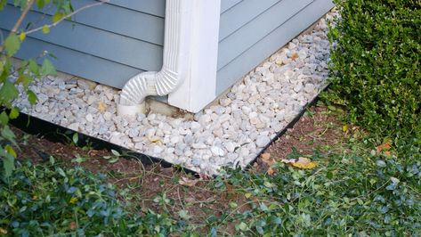 A  drip edge is a trench filled with gravel that prevents mud from splashing against your home.  You install it where water drips off the roof.  I also use a drip edge when the grade next to the house is the same level as  the siding. Install the drip edge one foot from the siding when controlling a grade and … Continue reading Keep Dirt and Mulch Off Your Siding Landscaping Around Water Hose, Walkway From Street To Front Door, Border Around Shed, House Perimeter Landscaping, Rocks Around Shed, Rock Drainage, Creek Garden, Rock Border, Landscaping Around House