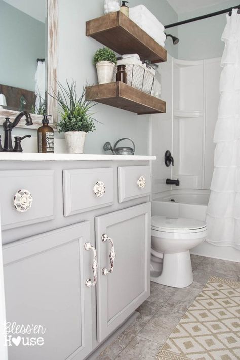 Easy Bathroom Makeover, Fixer Upper Bathroom, Painting Bathroom Cabinets, Bathroom Improvements, Easy Home Improvement, Builder Grade, Modern Farmhouse Bathroom, Budget Bathroom, Simple Bathroom