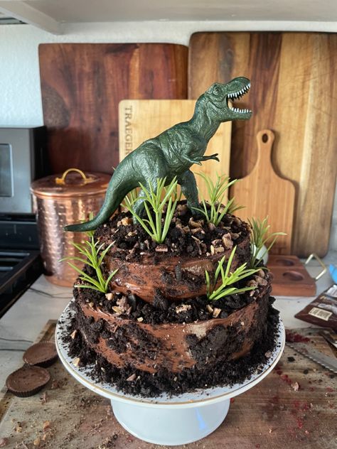 Easy Jurassic Park Cake, 3rd Dinosaur Birthday Cake, 3rex Dinosaur Cake, Dino 3rd Birthday Cake, Dirt Cake Dinosaur, Homemade Dinosaur Cake Simple, Third Birthday Dinosaur Cake, Dinosaur Diy Cake, Threerex Cake