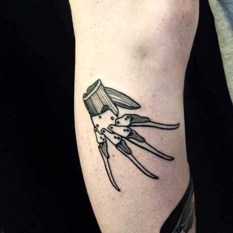 Tattooed a Freddy Kruger claw glove hand too thanks bro #freddykruger Claw Mark Tattoo, Freddy Krueger Claw, Freddy Krueger Tattoo, Horror Sleeve, Lgbt Tattoo, Claw Tattoo, Mark Tattoo, Movie Tattoos, Elements Tattoo