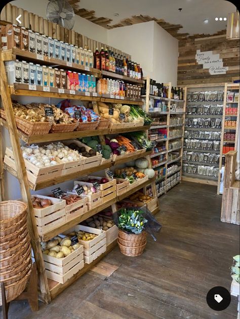 Boho Grocery Store, Small Mercantile Store, Basement Grocery Store, General Store Decor, Modern Farmers Market Display, Tiny Grocery Store, Farm Store Ideas Farmers' Market, Farm To Table Store, Farm Market Store