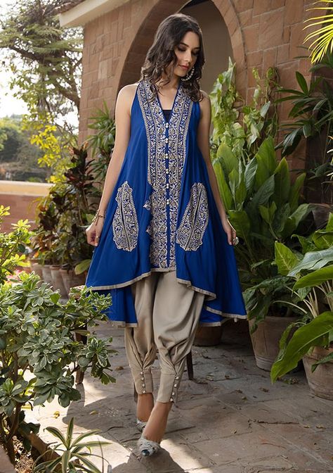 Cotton Indowestern Dresses, Coordsets For Women, Indian Designer Suits, Desi Fashion Casual, Simple Pakistani Dresses, Boutique Dress Designs, Stylish Party Dresses, Party Wear Indian Dresses, Dress Indian Style