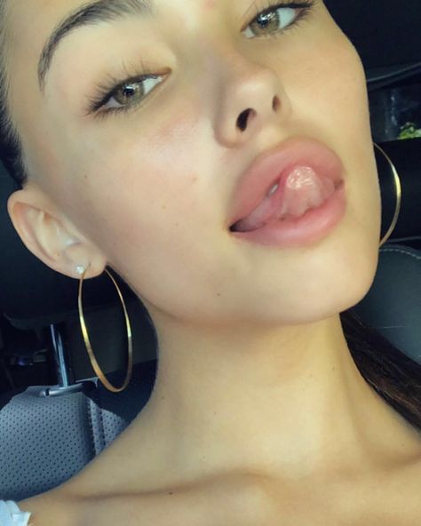 Meow! @madisonbeer got skin worshipped @skinworship Madison Beer Makeup, Madison Bear, Estilo Madison Beer, Madison Beer Style, Madison Beer Outfits, Perfect Nose, Beer Outfit, Chique Outfits, Cute Makeup Looks