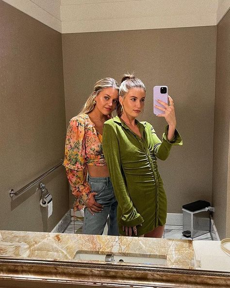 Fletcher And Kelsea Ballerini, Kelsea Ballerini Style, Kelsie Ballerini, Cari Fletcher, Rectangle Body Shape, Kelsea Ballerini, Bff Goals, Instagram Ideas, Rachel Zoe