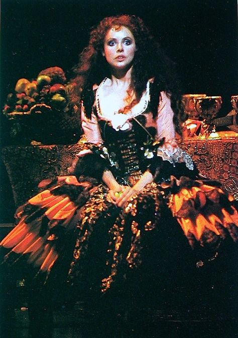 Alien Fashion, Sarah Brightman, Gothic Fiction, Christine Daae, Music Of The Night, Theatre Costumes, Love Never Dies, The Opera, Beautiful Voice