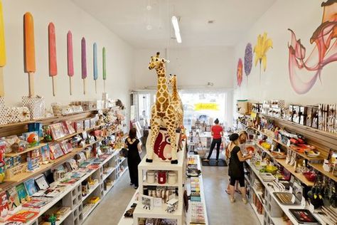 The Best Kids Stores in Los Angeles Kids Store Display, Clothes Shop Design, Toy Store Design, Kids Toy Store, Kids Clothes Patterns, Store Interiors, Kids Clothing Brands, Online Kids Clothes, Party Stores