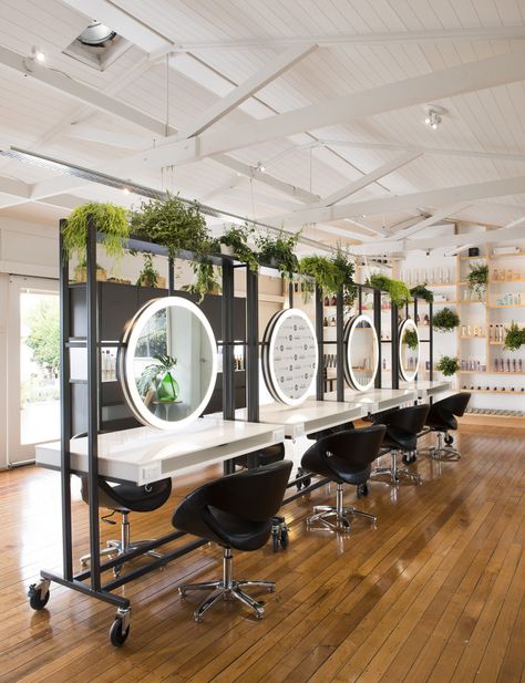 Salon Interior Design Ideas, Hair Salon Interior Design, Nail Salon Interior Design, Salon Design Ideas, Beauty Salon Interior Design, Salon Mirrors, Hair Salon Design, Hair Salon Interior, Interior Design Pictures