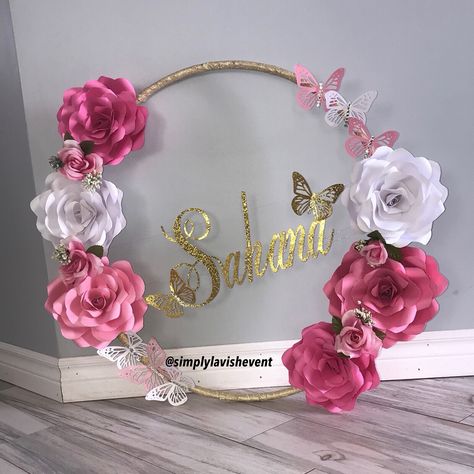 Idee Babyshower, Dekor Diy, Butterfly Baby Shower, Quinceanera Party, Baby Shower Princess, Butterfly Theme, Floral Hoops, Butterfly Baby, Paper Flowers Diy