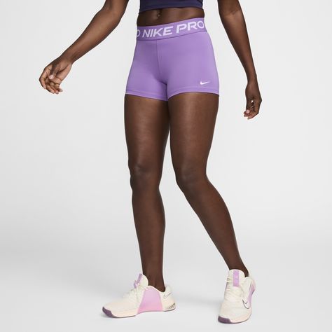 Nike Womens Shorts, Nike Pro Shorts Pink, Purple Nike Pros, Nike Clothes Women, Nike Pro Outfits, Nike Volleyball Shorts, Cute Nike Pros, Pink Nike Pros, Nike Women Outfits