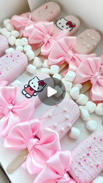 @xosimplysweeet on Instagram: "Make a Hello Kitty themed order with me! 💗 • • • #cakesicles #cakepop #chocolatecoveredstrawberries #chocolatecoveredoreos #chocolatecoveredpretzels #chocolatecoveredricekrispies  #hellokitty" Hello Kitty Desserts Table, Hello Kitty Sleepover Ideas, Hello Kitty Oreos, Hello Kitty Cakepops, Hello Kitty Rice Crispy Treats, Hello Kitty Dessert Table, Hello Kitty Birthday Party Ideas Food, Hello Kitty Baby Shower Ideas, Hello Kitty Desserts