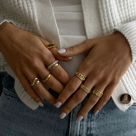 Gold rings simple