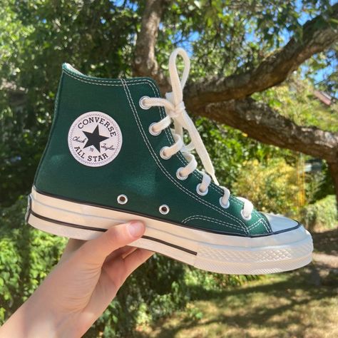 Forest Green Converse, Converse Verde, Emerald Quince, Quince Shoes, Converse Chuck 70 High Top, Chuck 70 High Top, Tenis Converse, Quinceanera Themes Dresses, Forest Theme Wedding