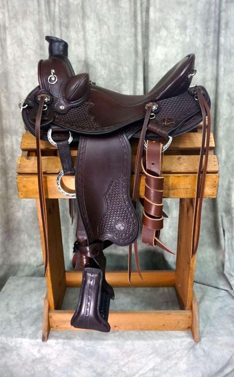 Cascade / Weatherly Wade Saddles | Allegany Mountain Saddlery | Gowanda NY 14070 Horn Bag, Wade Saddles, Saddles For Sale, Custom Saddle, Saddle Fitting, Western Saddles, Barrel Horse, Saddle Cover, Horse Accessories